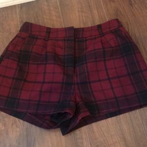 Plaid high rise shorts